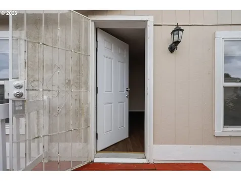 1000 S Mckern Court Newberg OR 97132