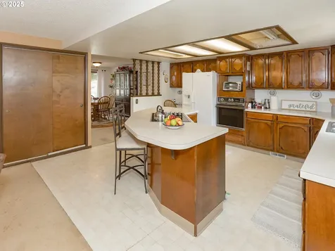 33113 SE 27th Street Washougal WA 98671