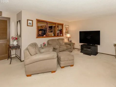 33113 SE 27th Street Washougal WA 98671