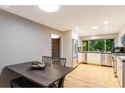 20 Hotspur Street Lake Oswego OR 97035