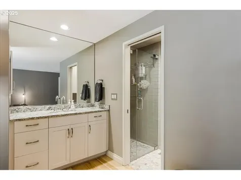 20 Hotspur Street Lake Oswego OR 97035