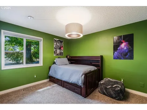 20 Hotspur Street Lake Oswego OR 97035
