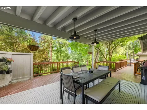 20 Hotspur Street Lake Oswego OR 97035