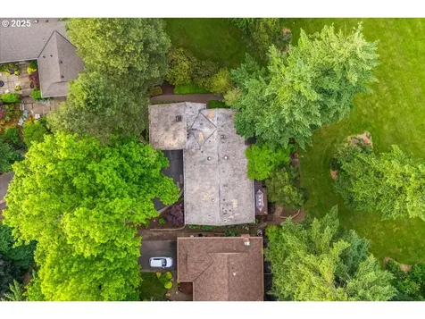 20 Hotspur Street Lake Oswego OR 97035