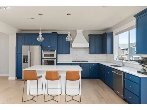12165 NW Hiller Lane Portland OR 97229
