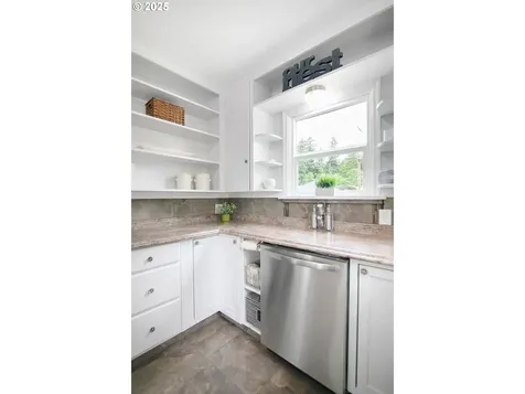 805 N Kelso Avenue Kelso WA 98626