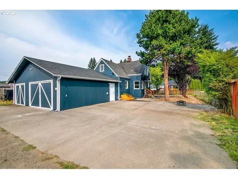 805 N Kelso Avenue Kelso WA 98626