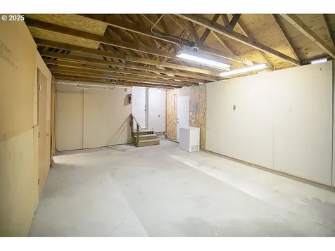 805 N Kelso Avenue Kelso WA 98626