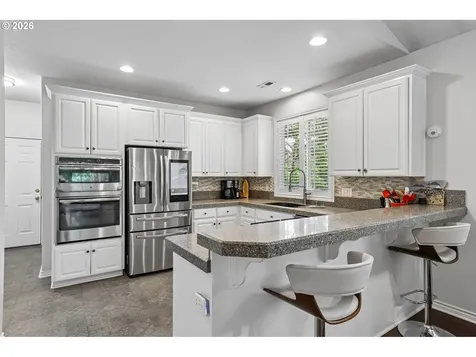 19874 Bennington Court West Linn OR 97068