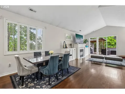19874 Bennington Court West Linn OR 97068
