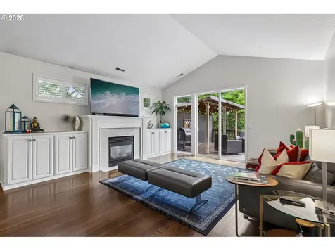 19874 Bennington Court West Linn OR 97068