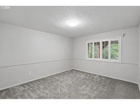 19874 Bennington Court West Linn OR 97068