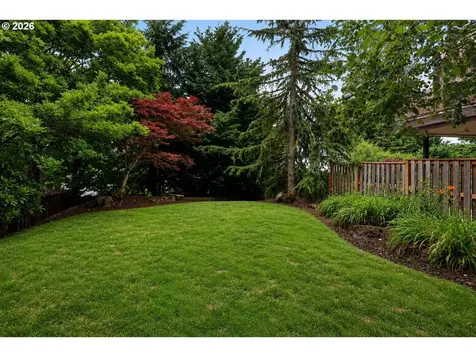 19874 Bennington Court West Linn OR 97068