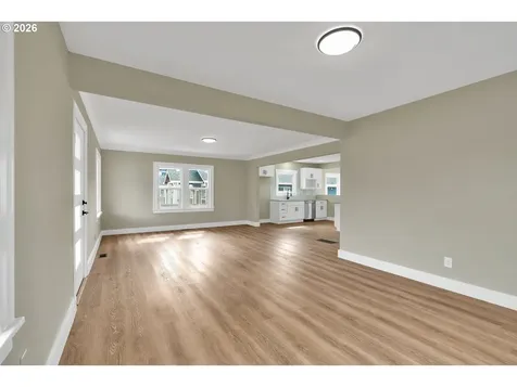 8745 N Burrage Avenue Portland OR 97217
