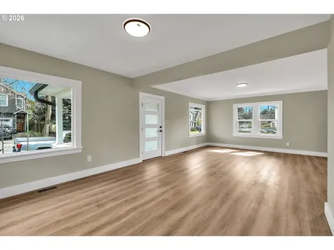 8745 N Burrage Avenue Portland OR 97217