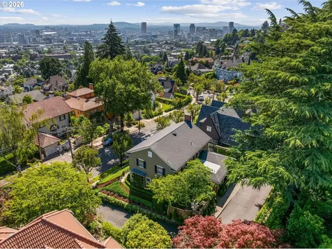2836 NW Cumberland Road Portland OR 97210