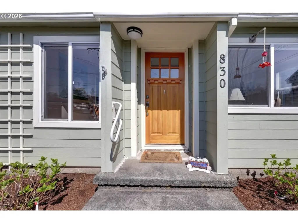 830 17th Avenue Seaside OR 97138