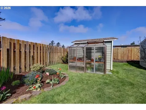 830 17th Avenue Seaside OR 97138
