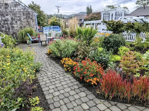 830 17th Avenue Seaside OR 97138