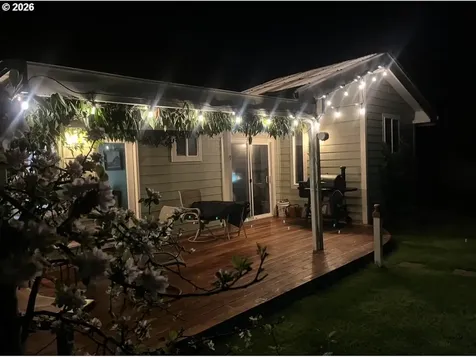 830 17th Avenue Seaside OR 97138
