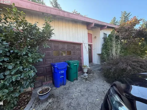 17912 NE Davis Street Portland OR 97230