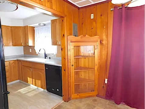 160 SW Alder Avenue Warrenton OR 97146