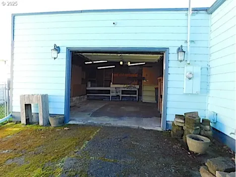 160 SW Alder Avenue Warrenton OR 97146