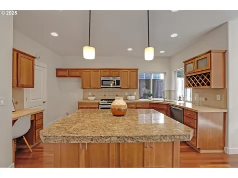 5110 NW 126th Terrace Portland OR 97229