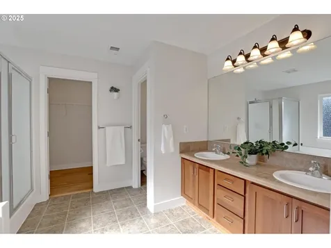 5110 NW 126th Terrace Portland OR 97229