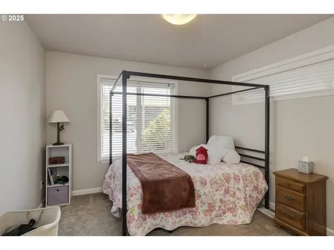 627 NW Heath Street Dallas OR 97338