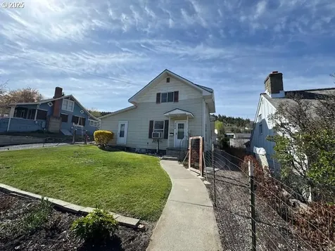304 E Main Street John Day OR 97845
