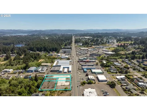 1088 Newmark Avenue Coos Bay OR 97420