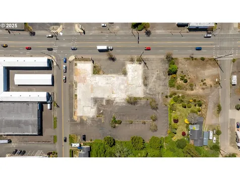 1088 Newmark Avenue Coos Bay OR 97420