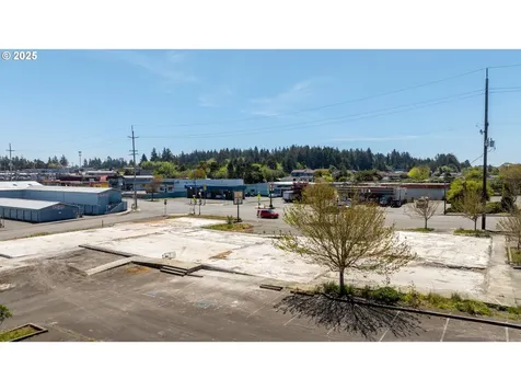 1088 Newmark Avenue Coos Bay OR 97420