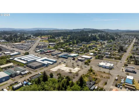 1088 Newmark Avenue Coos Bay OR 97420