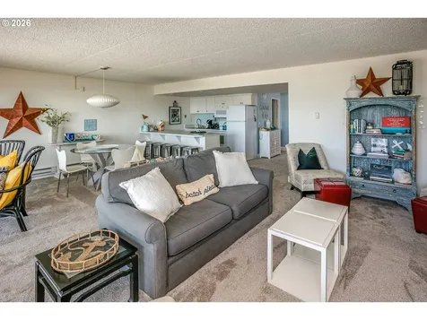 1146 N Marion Avenue Gearhart OR 97138