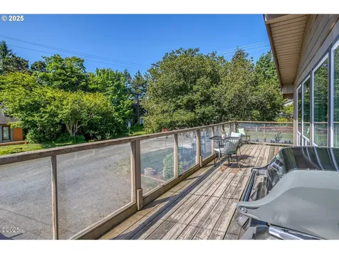 605 SE 2nd Street Newport OR 97365