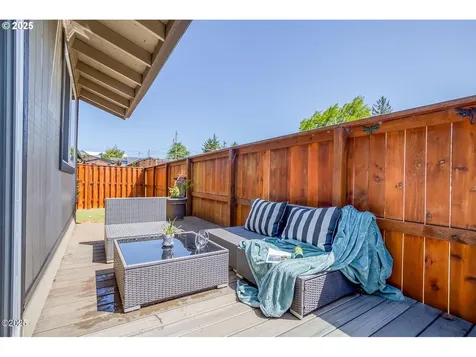 605 SE 2nd Street Newport OR 97365