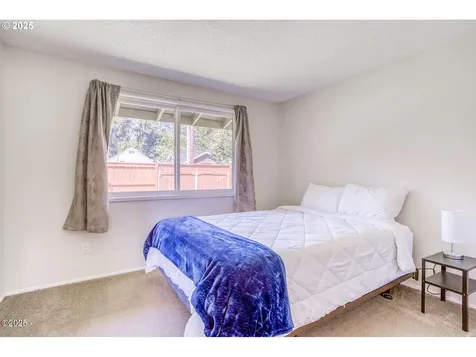 605 SE 2nd Street Newport OR 97365