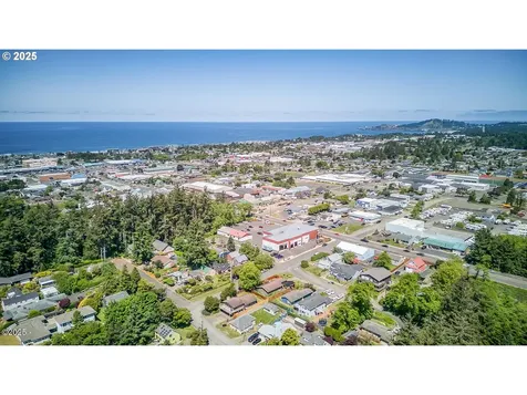 605 SE 2nd Street Newport OR 97365