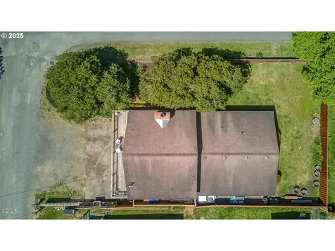 605 SE 2nd Street Newport OR 97365