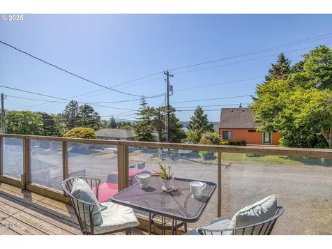 605 SE 2nd Street Newport OR 97365