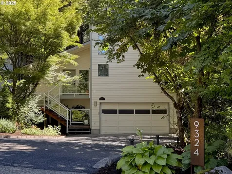 9324 SW 55th Avenue Portland OR 97219