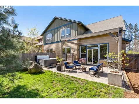 921 Goose Way Hood River OR 97031