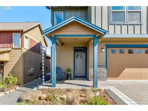 921 Goose Way Hood River OR 97031