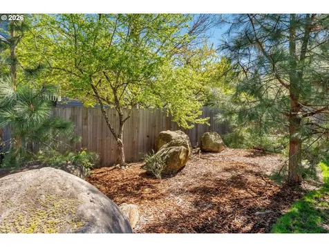 921 Goose Way Hood River OR 97031