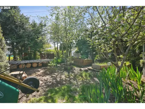 2137 NE 105th Avenue Portland OR 97220