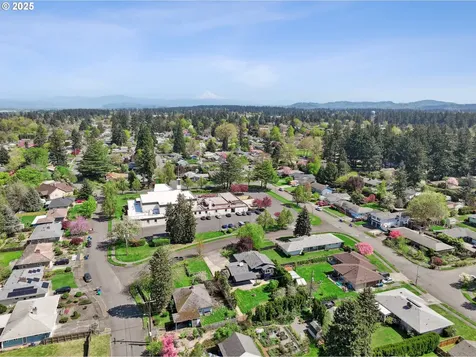 2137 NE 105th Avenue Portland OR 97220