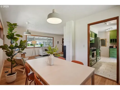 2137 NE 105th Avenue Portland OR 97220