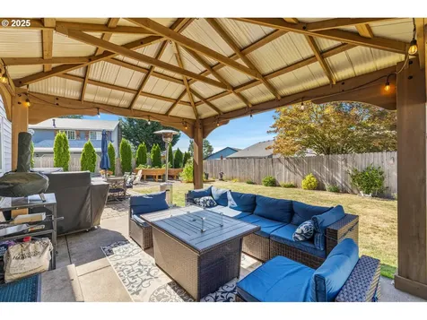 10402 NE 95th Street Vancouver WA 98662